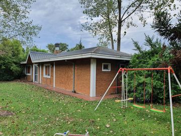 Casa en venta 3 ambientes en Florencio Varela - quincho y pileta