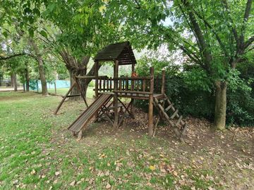 Casa en venta 3 ambientes en Florencio Varela - quincho y pileta