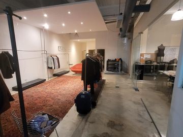 Edificio Comercial en  860M2 - SS   PB   1ER PISO - LOCAL/DEPO/OFICINAS - MONTACARGAS