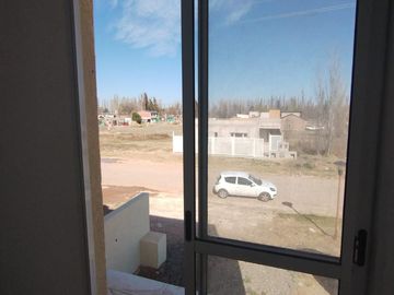 VENDE Dúplex  2 dormitorios, B. Los Cerezos II, Plottier
