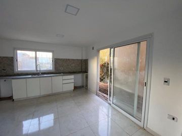 VENDE DUPLEX A ESTRENAR, BARRIO LOS CEREZOS II PLOTTIER