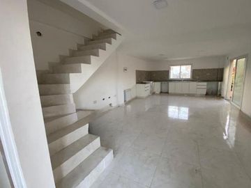 VENDE DUPLEX A ESTRENAR, BARRIO LOS CEREZOS II PLOTTIER