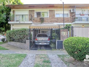 Chalet tipo dúplex próximo a Unicenter