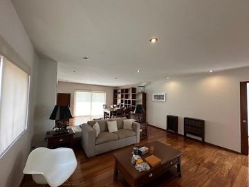 Casa en una de las cerradas más tranquilas