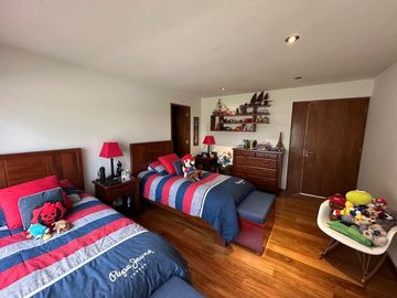 Casa en una de las cerradas más tranquilas