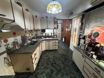 Casa en  Lanus - venta
