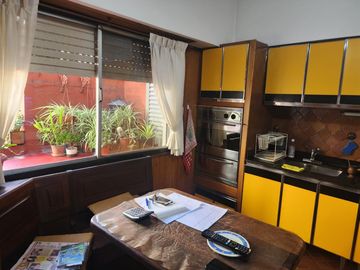 Casa en  Lanus - venta