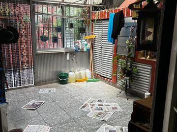Casa en  Lanus - venta