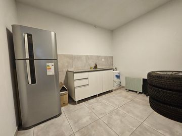 VENTA/ALQUILER - GALPON IDEAL LOGISTICA O DEPOSITO - Av. BELGRANO - PEREZ