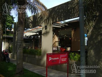 Locales en Block - Punta Chica