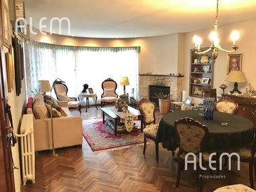 Casa - Barrio Corimayo - Hermoso lote con salida a 2 calles