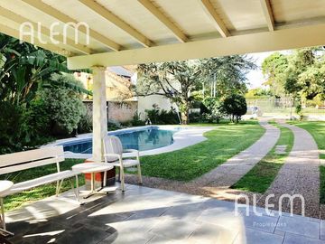 Casa - Barrio Corimayo - Hermoso lote con salida a 2 calles