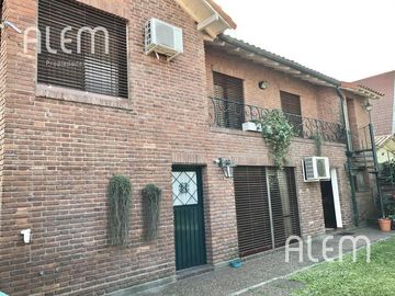 Casa - Barrio Corimayo - Hermoso lote con salida a 2 calles