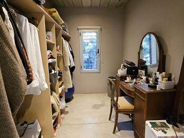 Casa en venta 6 dormitorios en Parque Leloir