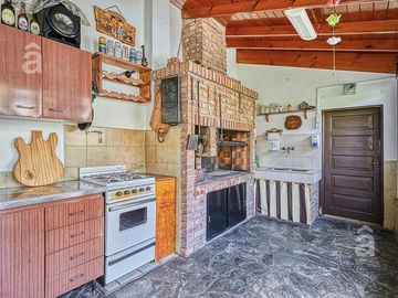 Casa en Venta en Villa Ballester de 4 Ambientes.