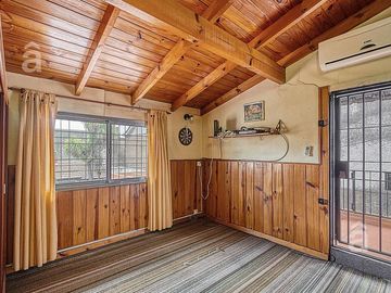 Casa en Venta en Villa Ballester de 4 Ambientes.