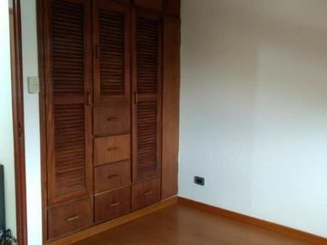 Casa - Santa Genoveva