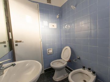 CHACARITA VENTA SEMI PISO  2 AMBIENTE P