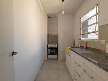 CHACARITA VENTA SEMI PISO  2 AMBIENTE P