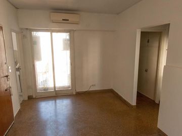 CHACARITA VENTA SEMI PISO  2 AMBIENTE P