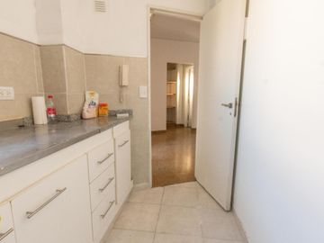 CHACARITA VENTA SEMI PISO  2 AMBIENTE P