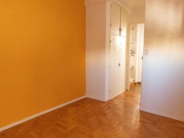 CHACARITA VENTA SEMI PISO  2 AMBIENTE P
