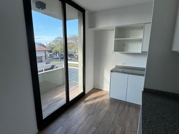 Venta departamento 3 ambientes en Olivos