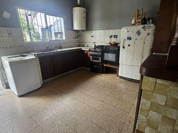Casa en venta 3 amb en Parque Leloir