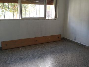 Casa en venta 3 amb en Parque Leloir