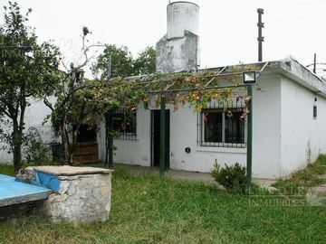 Casa en venta 3 amb en Parque Leloir