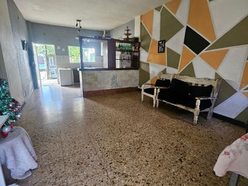 Casa en venta 3 amb en Parque Leloir