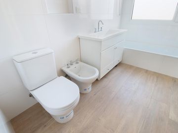 Casa en venta 6 ambientes en Hudson - Barrancas de Iraola (lote interno)
