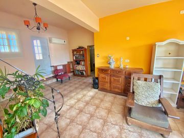 VENTA CASA 6 AMB 560 M2 LANUS OESTE