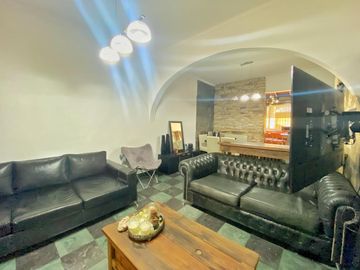 VENTA CASA 6 AMB 560 M2 LANUS OESTE