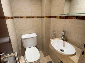 Departamento en venta - 2 Dormitorios 2 Baños -Cochera - 88Mts2 - La Plata