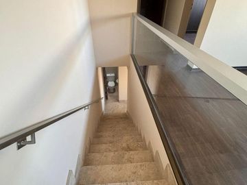 Departamento en venta - 2 Dormitorios 2 Baños -Cochera - 88Mts2 - La Plata
