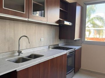 Departamento en venta - 2 Dormitorios 2 Baños -Cochera - 88Mts2 - La Plata