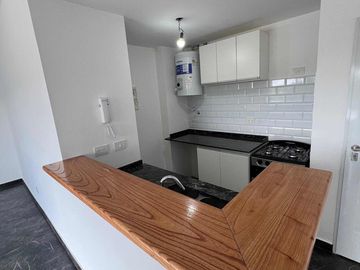 Departamento en venta - 1 Dormitorio 1 Baño - 45Mts2 - Santos Lugares, Tres de Febrero