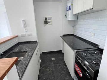 Departamento en venta - 1 Dormitorio 1 Baño - 45Mts2 - Santos Lugares, Tres de Febrero