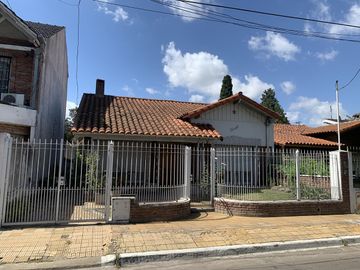 SANTILLI - PROFESOR MARIÑO 1038 - Temperley Oeste