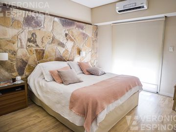 Casa SEIS AMBIENTES Moron Sur COCHERA PISCINA