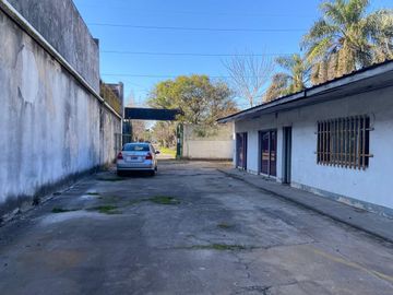Depósito en  Adrogue, 500 mts2 aprox, Muy buen estado