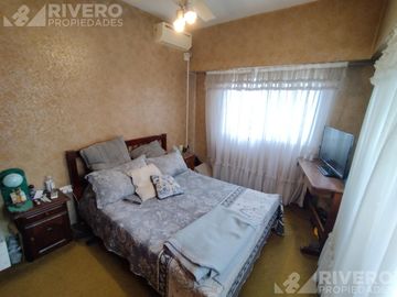 CASA EN VENTA CASTELAR NORTE - IDEAL FAMILIA AMPLIA