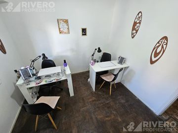 CASA EN VENTA CASTELAR NORTE - IDEAL FAMILIA AMPLIA