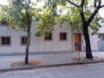 Casa en Venta en 37/120 y 121 La Plata - Alberto Dacal Propiedades