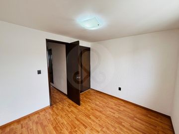 Casa en venta en San Mateo Otzacatipan