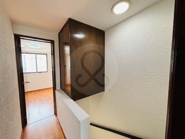 Casa en venta en San Mateo Otzacatipan