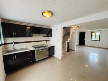 Casa en venta en San Mateo Otzacatipan