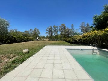 Casa en venta en barrio La Casualidad, Pilar