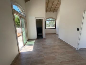 Casa en venta en barrio La Casualidad, Pilar